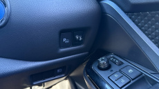 Toyota C-HR 1.8 Hybrid Design 5dr CVT Hybrid Hatchback